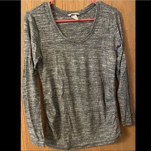 Thick long sleeved maternity shirt